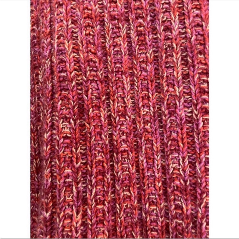 Universal Thread Ribbed
Crewneck Pink Sweater - Picture 3 of 9